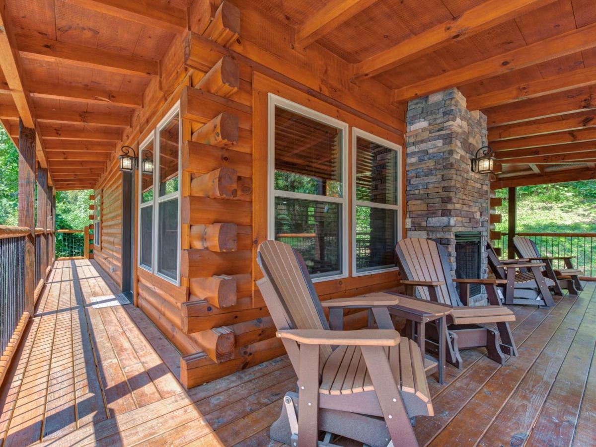 Woodland Escape, 3 Bedrooms, Hot Tub, Pool Access, WiFi, Sleeps 9 Pigeon Forge Buitenkant foto