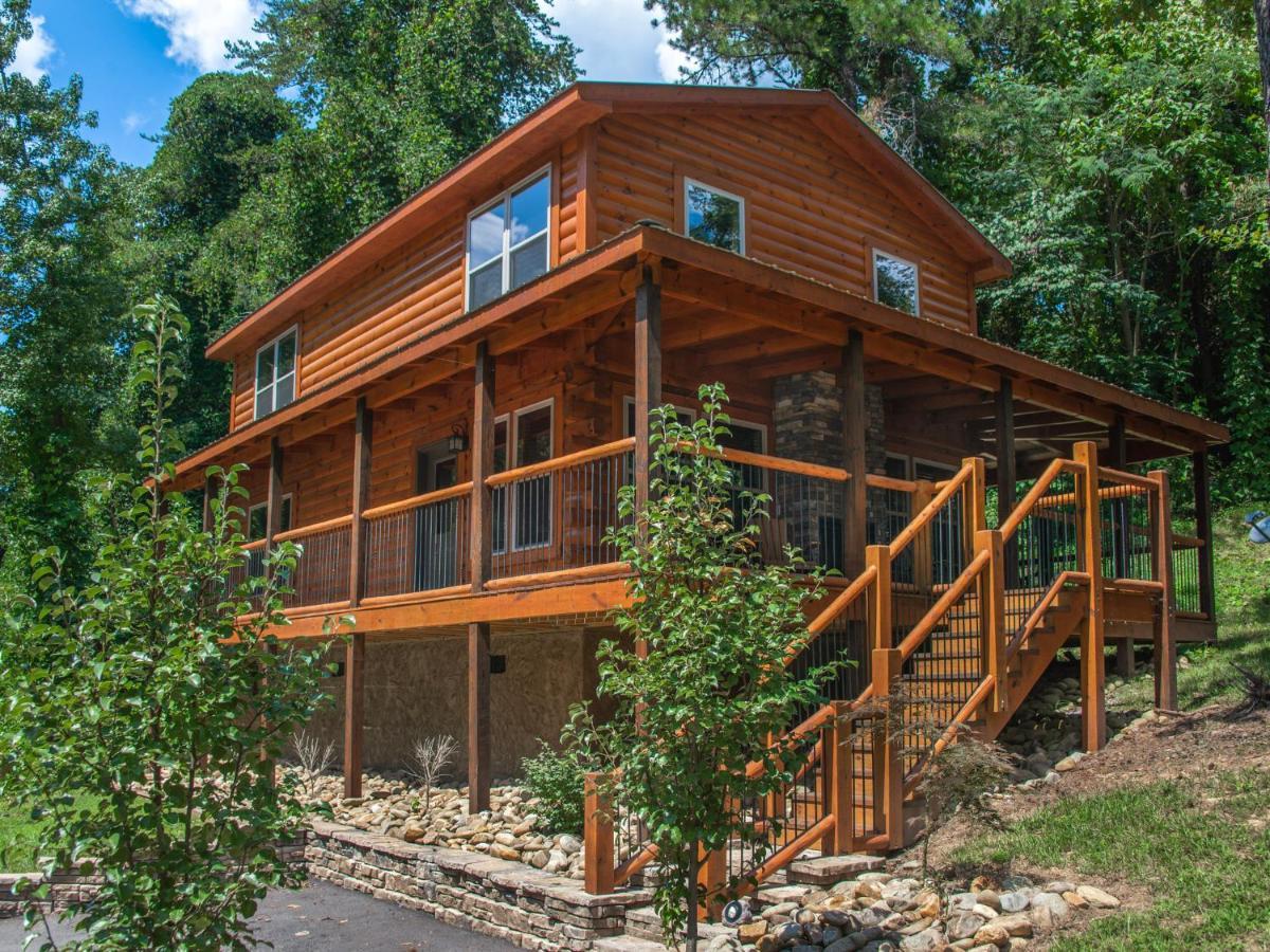 Woodland Escape, 3 Bedrooms, Hot Tub, Pool Access, WiFi, Sleeps 9 Pigeon Forge Buitenkant foto