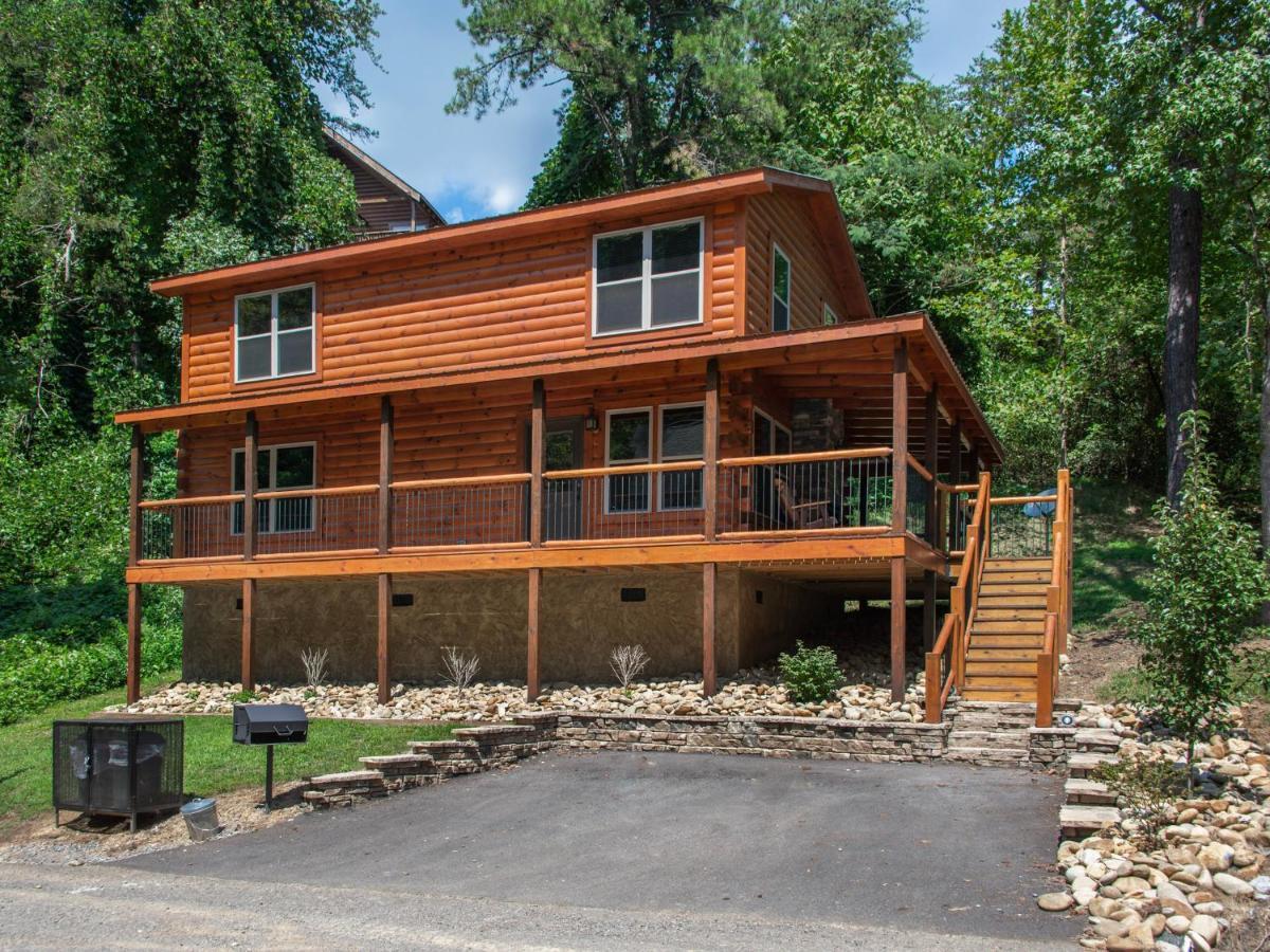 Woodland Escape, 3 Bedrooms, Hot Tub, Pool Access, WiFi, Sleeps 9 Pigeon Forge Buitenkant foto