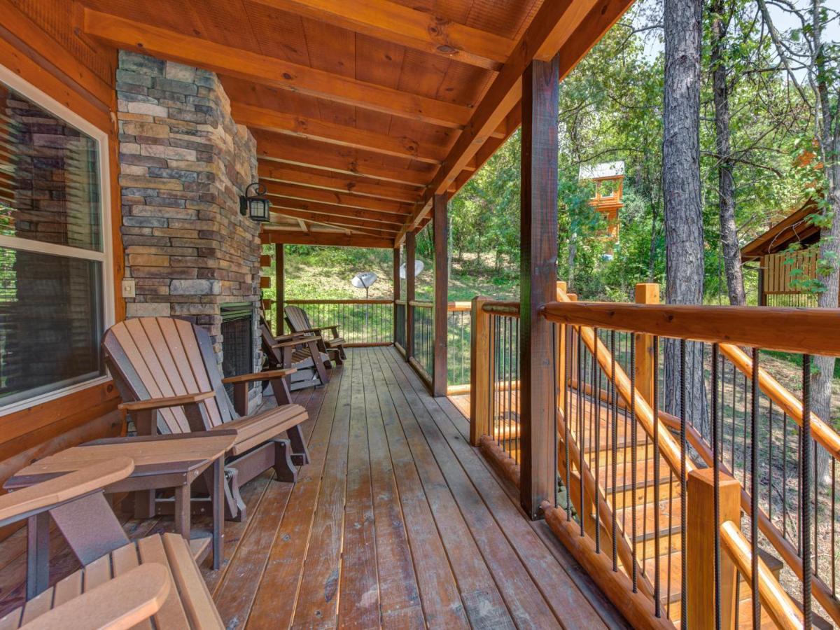 Woodland Escape, 3 Bedrooms, Hot Tub, Pool Access, WiFi, Sleeps 9 Pigeon Forge Buitenkant foto